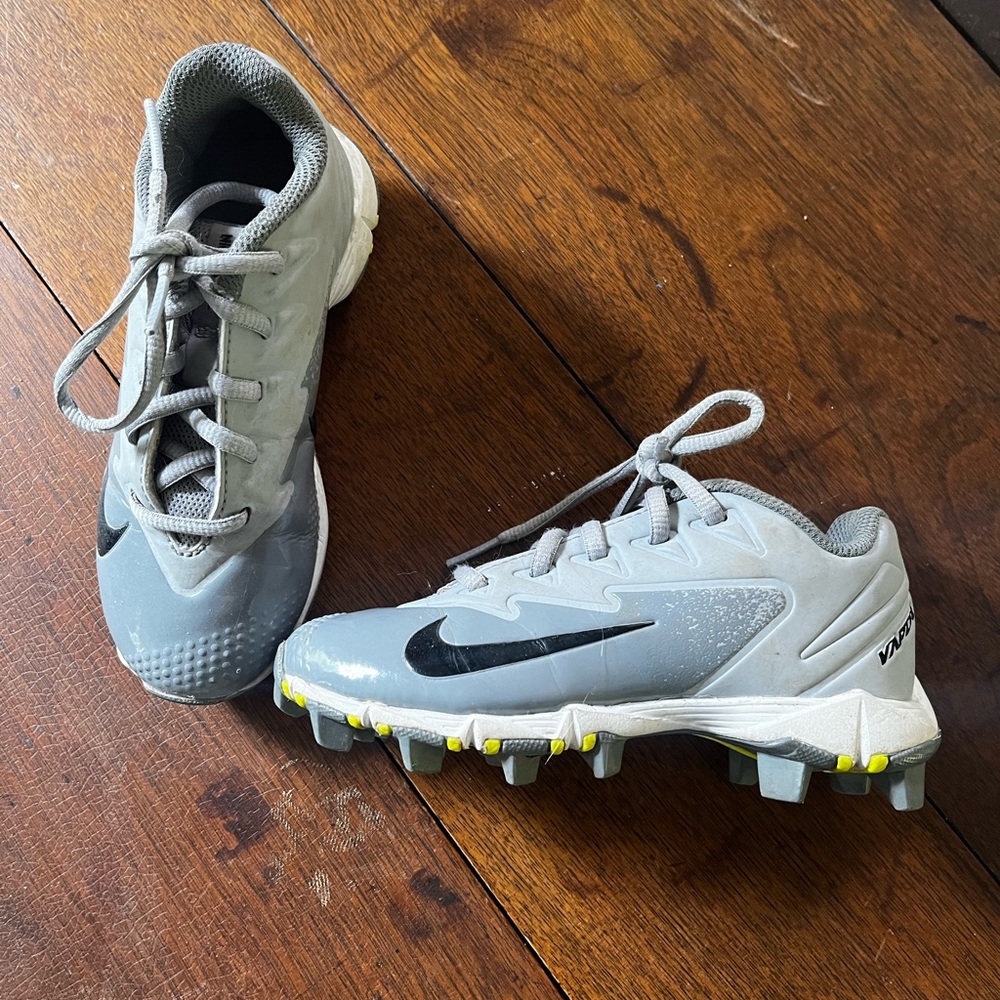 Nike Fast Flex kids baseball cleats